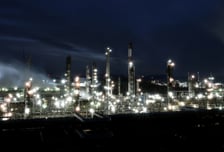 석유제품 수출 쥐어짜도 뚝뚝