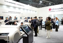 "LG이노텍, 2분기도 깜짝 실적 전망…목표가↑"-메리츠