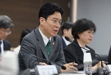 공공부문 '364일 쪼개기 계약' 퇴출…기간제 7만3000명 수혜