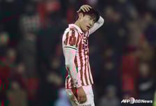 "배준호 시간 끝나간다" 매정한 스토크, 몸값까지 따진다... 감독도 예고한 칼바람