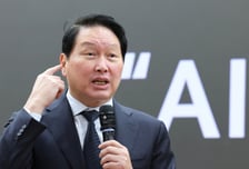 최태원 "AI, 상품 아닌 지능 수출해야… 국가차원 인프라 투자 필수"