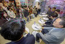 AI로 민원 분석하고 경영진 발로 뛴다…KT '고객보호365TF' 발족