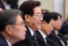 李대통령, 비교섭·무소속 의원들 靑 초청 오찬…"포용적 소통"