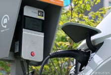 전기차 충전 '수익자 부담' 강화…민간 경쟁으로 충전 여건 개선될까