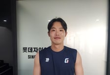 3군서 좌절했던 현도훈 깨운 김현욱 코치 한마디 "처음부터 다시 한번 해보자"