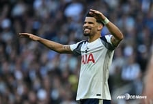 '에이스 전멸' 토트넘 1군 붕괴, 시몬스 이어 솔란케도 '시즌 아웃'... 끝없는 부상 악령, 남은 건 강등뿐?