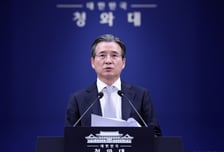 '청년뉴딜·모두의 창업' 힘 싣는 김용범 실장 "멈춰선 청년, 다시 시작할 수 있게"