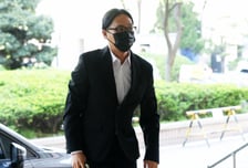 "여기가 경찰서죠" 마약 자수한 래퍼 식케이...항소심도 징역형 집유