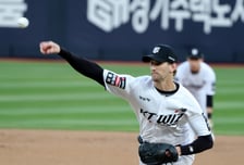 [한번에쓱]디펜딩챔피언 LG전 선발 '오늘 이기면 스윕이지!' KT 보쉴리