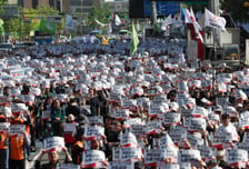 63년만의 '노동절' 서울 곳곳 집회…법정공휴일에 학생들도 거리로