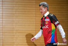 日팬들도 그만 뛰라는데... '곧 60살' 미우라 은퇴 대신 또 계약연장→'환갑 J리거' 나온다