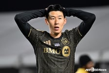 '분노의 SON' 손흥민 "지면 진짜 열 받는다, 훈련서도 지면 누구와도 말 안 섞어" 부진설 잠재운 '폭풍 2도움'
