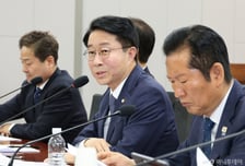 '국회의장 도전' 6선 조정식, 정무특보 사임…"민생국회 향해 걷겠다"