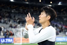 '역대급 침묵' 손흥민 9경기 0골→LAFC 감독 유체이탈 맹비난 "축구도 모르는 사람들이..."