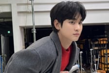 "김수현, 매달 수천만원씩 나가…얼굴 수척·피폐" 성수동서 포착된 근황