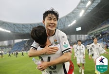 아직도 찾지 못한 '김민재 옆자리'... 'K리그1 최소 실점' 이기혁 어떨까? "욕심 생긴다"