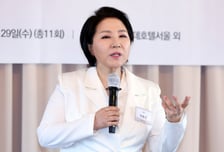 이호선, 강연 태도 지적에 입 열었다…"농담에 마음 상하지 말라"
