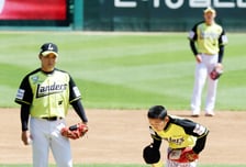 [포토]'예의바른 야구꿈나무' 랜더스필드 시구 권진혁