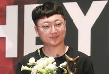 "순살은?" "우리도 달라" 당당...김선태, 뒤통수 얼얼한 '치킨 기부'