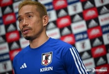 '박지성 막던 日 수비수 아냐?' 40살 나가토모, 亞 최초 WC 5연속 출전 노린다... "햄스트링 찢어지고 53일만 복귀"