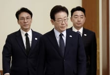 이재명 대통령 지지율 67%…민주당 2%p↓·국민의힘 3%p↑