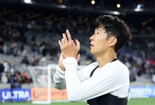 '최악의 날' 손흥민, 슈팅 0개+평점 꼴찌+실점 빌미... 멕시코 해발 2670m 고지대 지옥 원정 '아쉬움만 삼켰다'