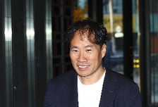 업스테이지, 포털 '다음' 인수…자체 LLM 엮어 AI포털 만든다