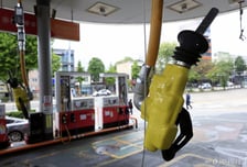 치솟던 기름값에 '브레이크'…최고가격제 효과 나타나나