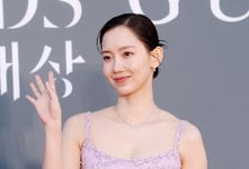'꽈당' 신현빈, 부축해준 유재필에 감사 인사…"다친 곳 없죠?" 화답