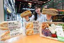 세븐일레븐, 건강 간편식 새 브랜드 '밸런스푼' 출시