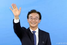 전재수, '부산판 소확행' 공약 발표..."지하철 전 역사에 온수 제공"
