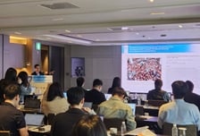 "대표가 자리 비운 이유 있다"…HLB 베리스모, AACR 데이터에 빅파마 관심↑