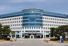 "원유 베트남 거쳐 북한 갔을 확률 518%"…허위 글 50대 여성 검거