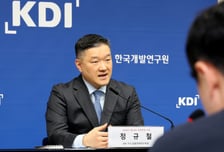 KDI, 올해 韓 경제성장률 전망치 1.9%→2.5% 상향 조정
