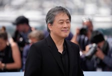 '韓 최초' 칸 심사위원장 박찬욱 "정치, 예술의 적 아냐…편견 없이 심사"
