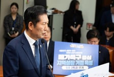 [속보]정청래 "오늘 밤 울릉도行…한 곳이라도 더 이기기 위해"