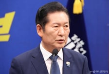 보수결집 역효과?...정청래 "오지 말라는 곳 간 적 없다, 언론이 문제"