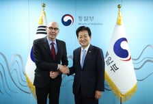 정동영, UN 인권최고대표 만나 "이산가족 상봉이 가장 중요"