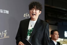 신동 못 알아볼 뻔...이특·은혁 옆 '날씬해진 몸매' 깜짝