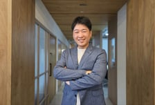 전자기기 '케이블' 없앤 '무선통신 칩'…글로벌 ICT기업들 러브콜