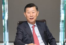 김홍국 하림그룹 회장 "AI 시대, 온오프라인 연결 경험 플랫폼 만들어야"