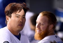'MLB 201홈런' 42세 터너 깜짝 고백 "한국행 타진했었다→류현진에 연락해봤지만..."