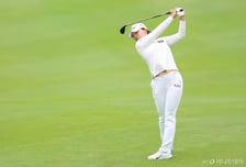 3년만에 LPGA 우승 도전 고진영, 크로거 퀸 시티 챔피언십 2R 공동 선두