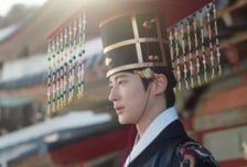 만세 아닌 "천세" 외쳤다...대박 난 '대군부인' 역사 왜곡, 종영날 사과