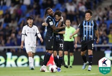이청용 이적 데뷔골 터졌다! 인천 매서운 골 폭풍→광주에 4-0 대승 [인천 현장리뷰]