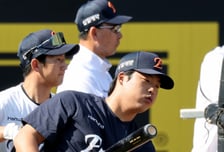 "오늘 다 치라고 해" 친정 돌아와 홈런-홈런 7타점, 강백호 활약에 이강철 감독 오히려 웃었다 [수원 현장]