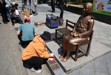 "위안부는 매춘" 명예훼손…경찰, 고소 4년만에 보수단체 관계자들 송치