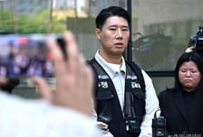 삼성전자 노조 위원장 '月 1000만원 수당'?…'노노갈등' 격화