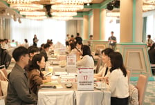 동남아 휩쓰는 K컬처 인기, K도서가 잇는다…수출길 '활짝'