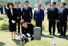 [속보]이재명 대통령 "5.18 민주유공자 직권등록제 마련할 것"